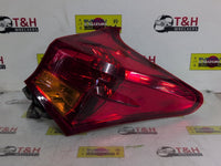 2012 - 2015 Toyota Corolla ZRE182R ZWE186R Right Taillight
