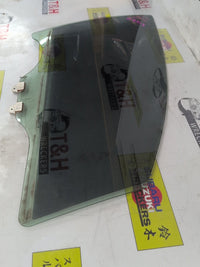 2005 - 2009 Honda Odyssey RB1 Right Front Door Glass