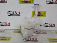 Sep 2014 to Jun 2020 - Ford Mondeo MD - Washer Bottle - W/ H/Lamp Washers Type