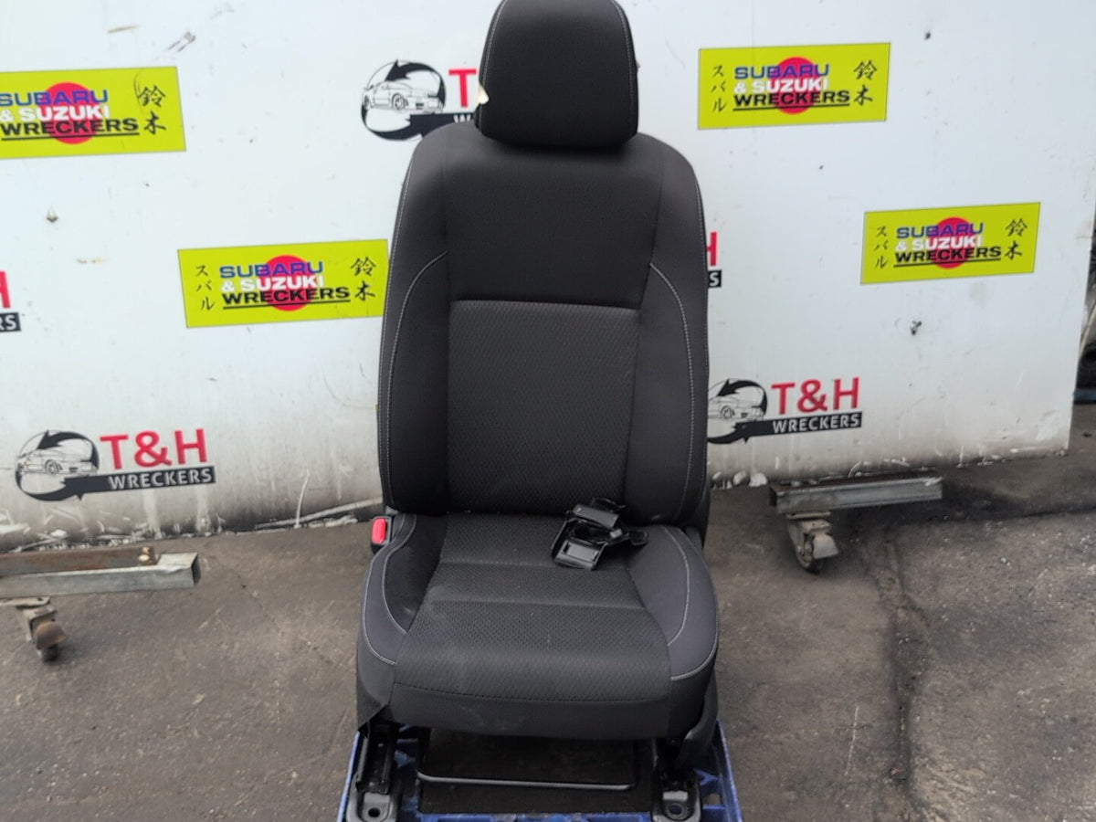 Left Front Seat, 2019, Toyota, Corolla, Altis, E170