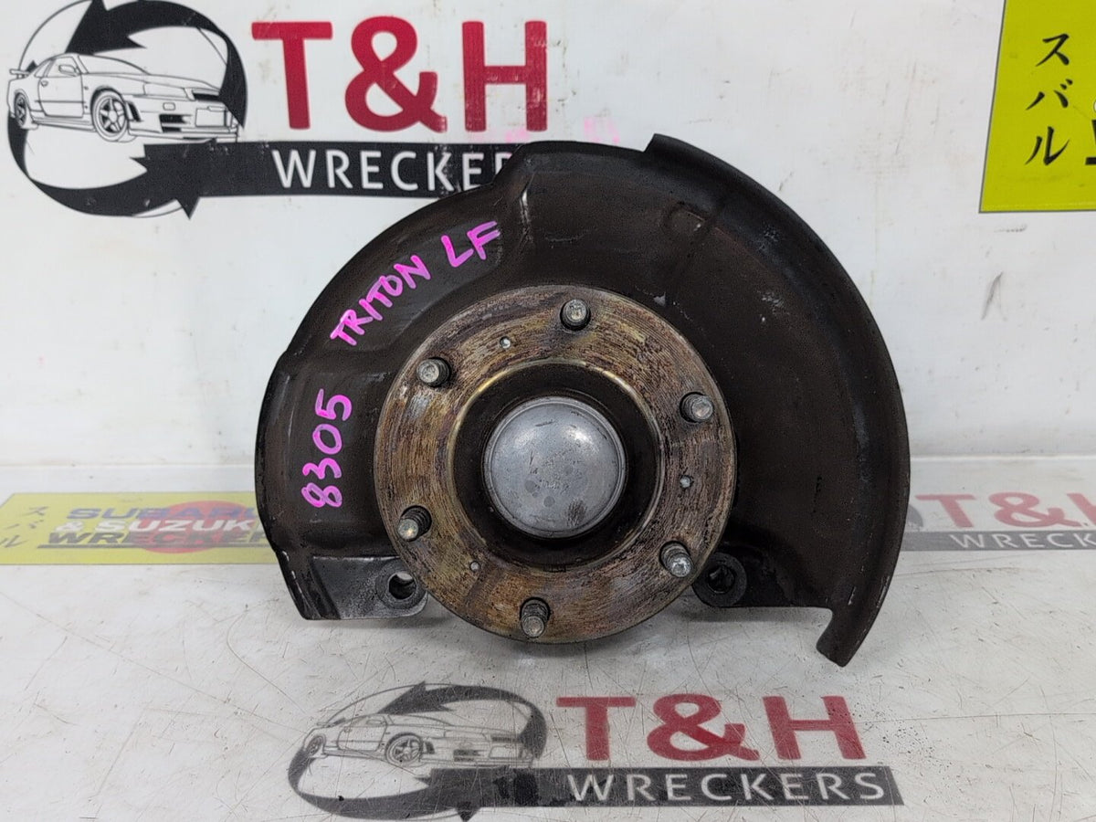2006-2015 Mitsubishi Triton ML - Left Front Hub Assembly