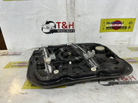 2016 2016 Kia Sorento UM C5W7J561F Right Front Window Regulator/Motor