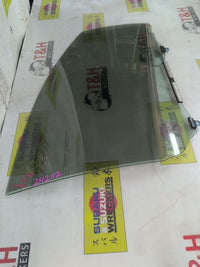 2005 - 2011 Toyota Yaris P90 Right Front Door Glass