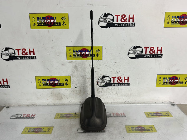 2014-2024 MINI Cooper F56 Hatchback FWD Antenna