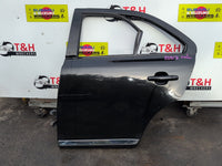 2010 2010 Suzuki Kizashi FR Left Rear Door