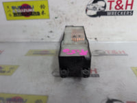 Feb 1999 to Jun 2005 - Nissan Pathfinder R50 - Right Rear Window Switch