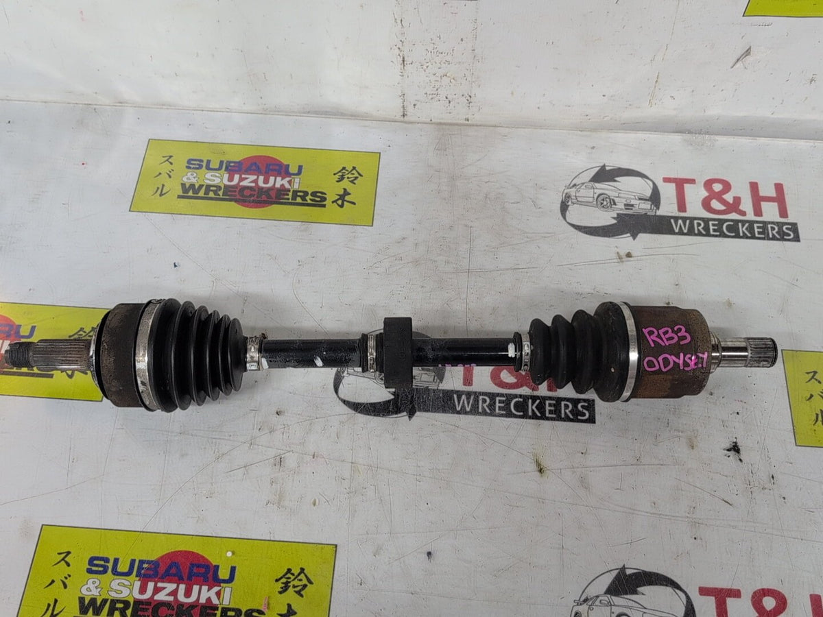 Honda Odyssey RB3 - 2009-2013 - Left Driveshaft