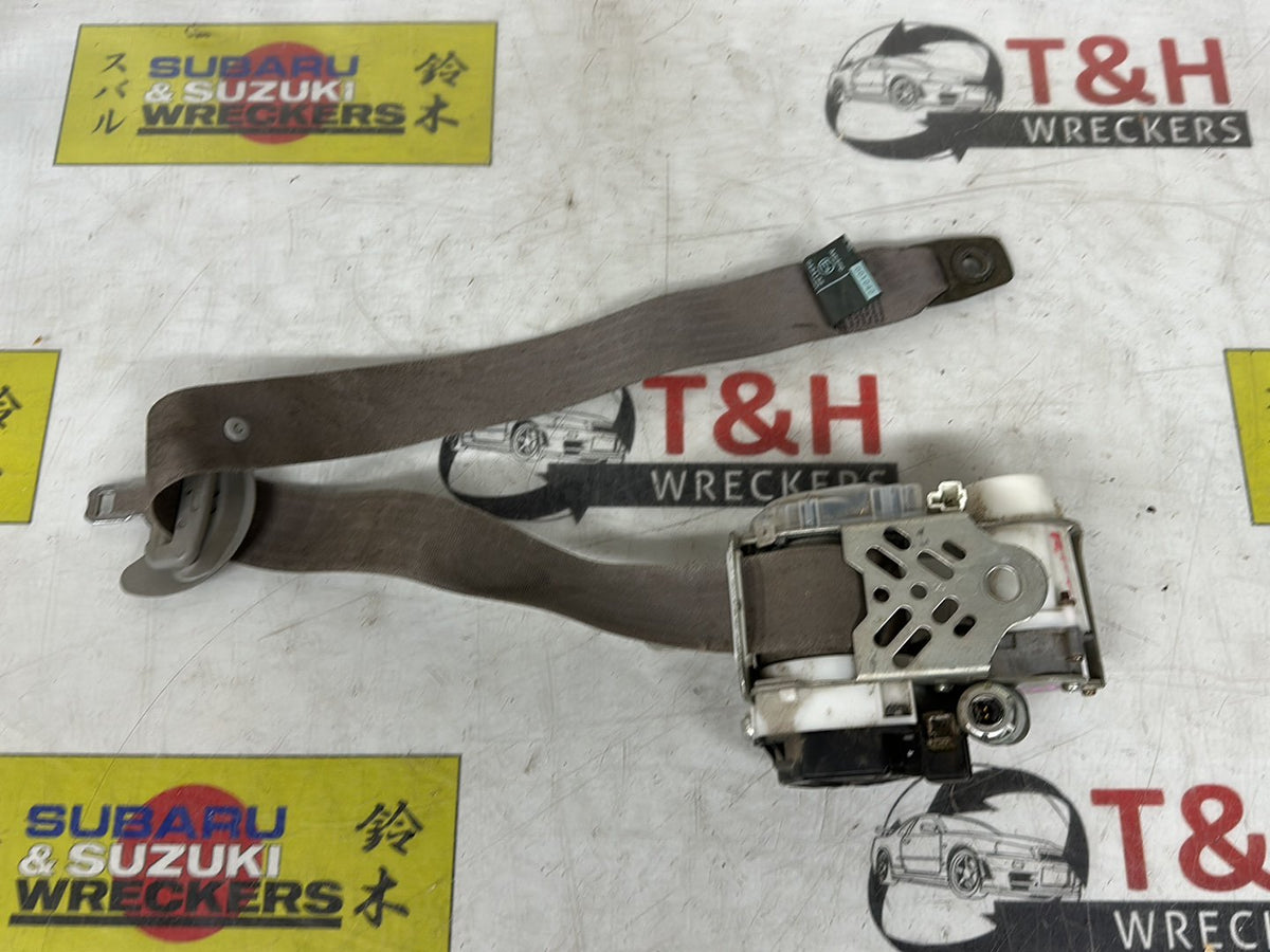 2005-2011 Lexus GS300 S190 - Right Front Seat Belt