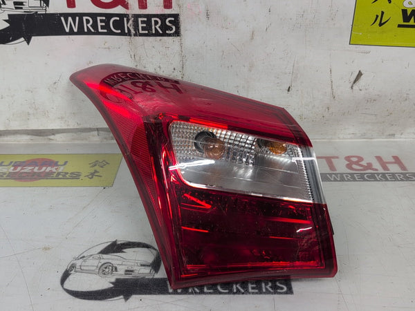 2012-2017 Hyundai i30 GD Left Taillight Halogen 5/3 Door Go Active Elite