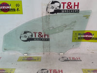 2010 2010 Suzuki Kizashi FR Right Front Door Glass