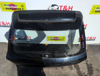 Subaru Impreza WRX Oct 2000-Oct 2002 Tailgate - Large Spoiler W/ Lock