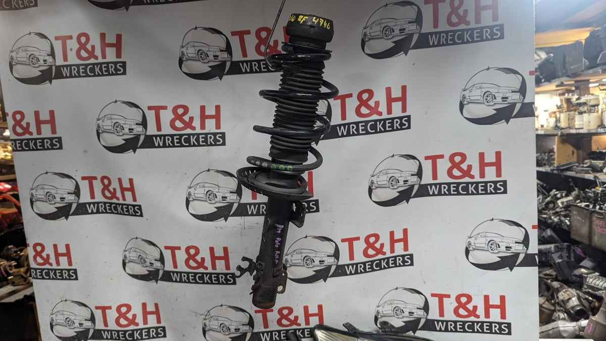 Right Front Strut, 2013, Volkswagen, Polo, Trendline, MK5 - 6C 6R