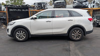 2016 2016 Kia Sorento UM C5W7J561F Radiator