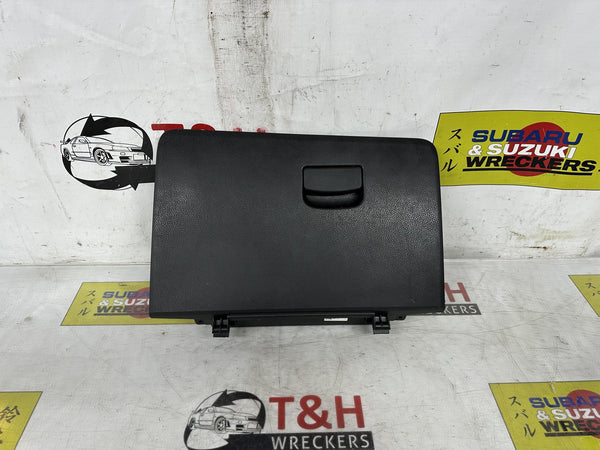 - Glove Box, 2013, Toyota, 86, ZN6