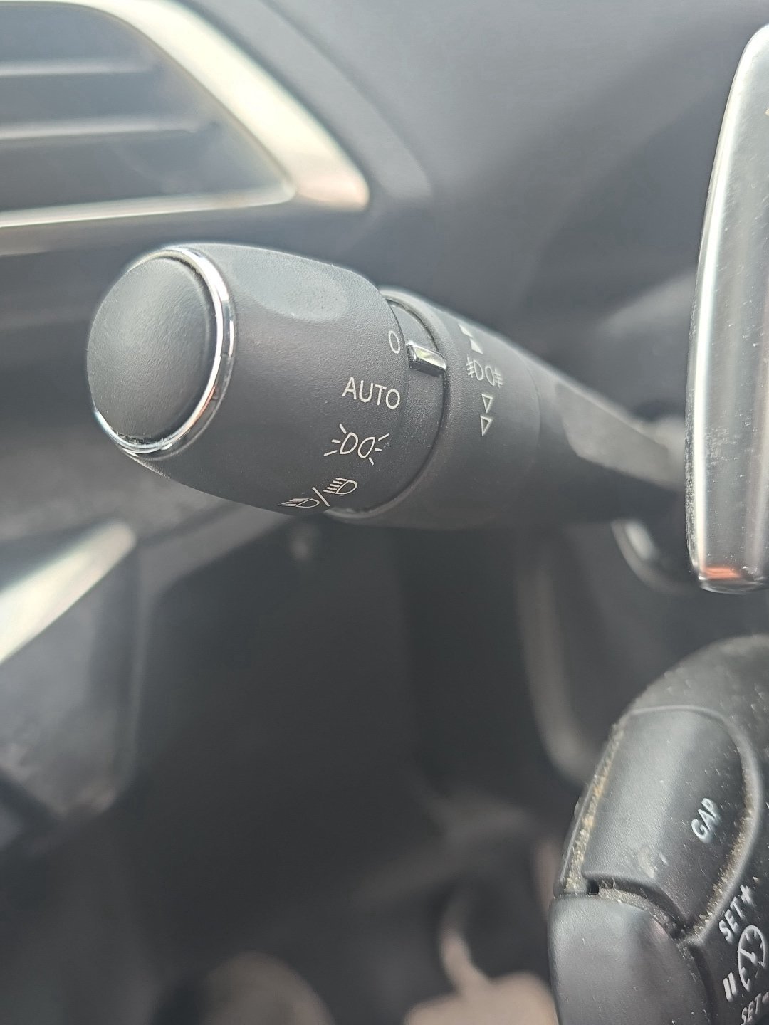 2017 Peugeot 3008 P84 - Indicator Stalk