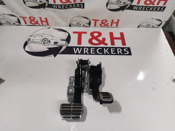 2010 - 2014 Volkswagen Polo MK5 6C 6R GTI FWD Brake Pedal