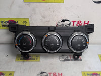 2015 - 2026 Mazda CX-3 DK Heater/AC Controls | Climate Control Type
