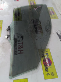 2003 - 2007 Honda Accord CM Right Front Door Glass