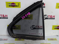 2010 2010 Suzuki Kizashi FR Right Rear Quarter Door Glass