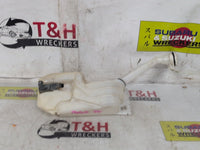 2013 2013 Nissan Dualis J10 Washer Bottle