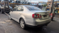 2006 - 2011 Volkswagen Jetta 1KM Bonnet