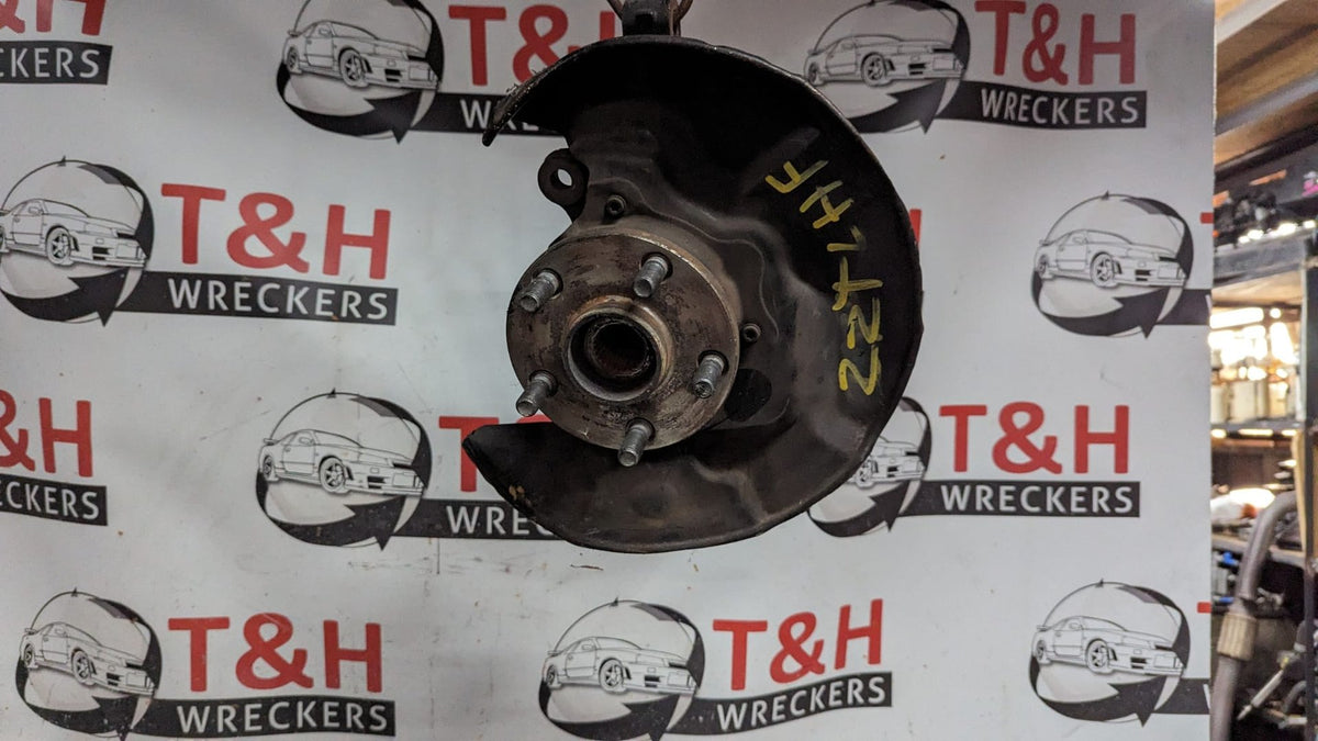 1999-2005 Toyota Celica ZZT231 - Left Front Hub Assembly