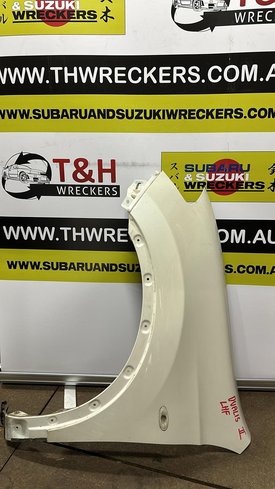 Nissan Dualis FBAJ10 - Left Front Guard