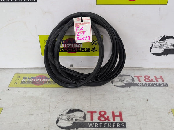 Suzuki Swift FZ Aug 2010 to Mar 2017 Left Front Body Rubber Seal