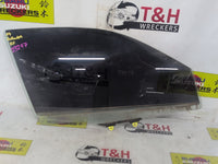 2002 - 2006 Mitsubishi Outlander Right Front Door Glass
