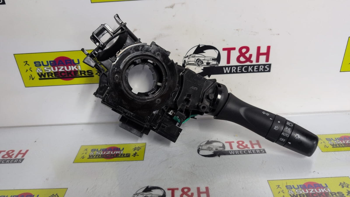 Indicator Stalk, 2022, Suzuki, Baleno, EW