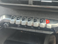 2017 Peugeot 3008 P84 - Dash Display Unit
