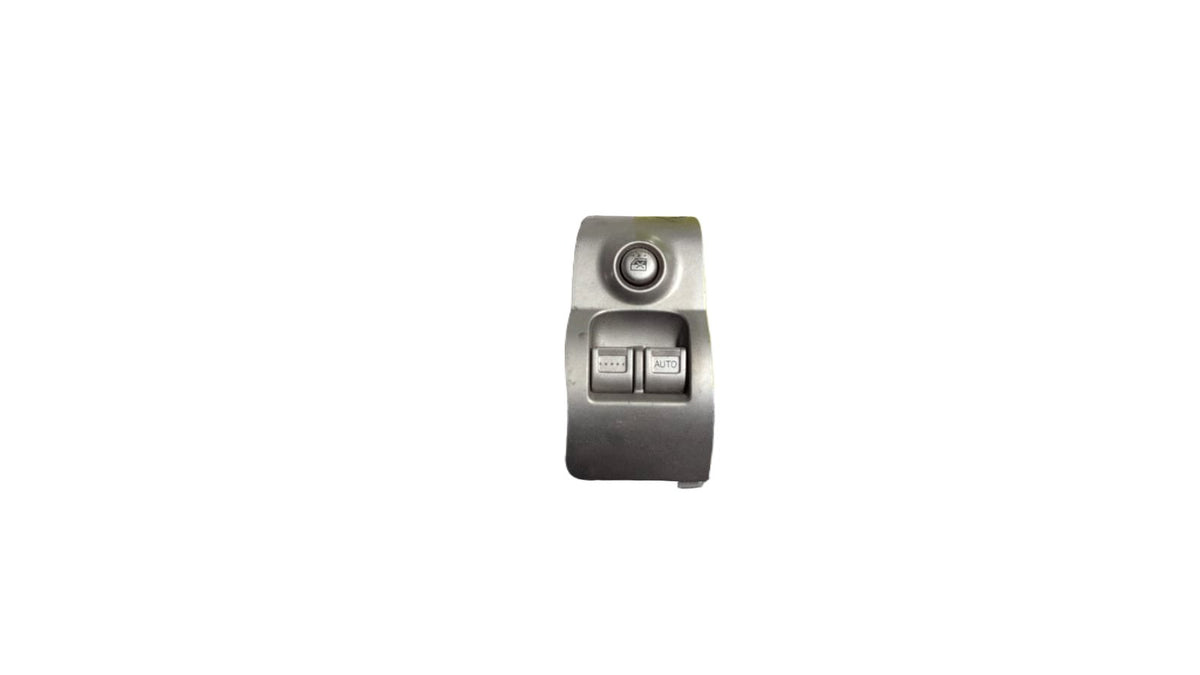 Sep 2001 to Jun 2005 - Honda Integra - Right Front Master Power Window Switch