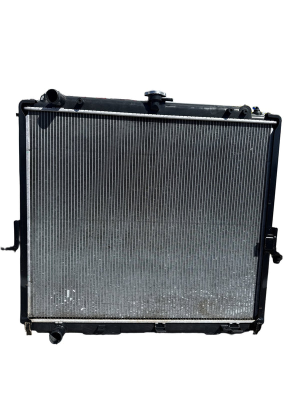Sep 2005 to Aug 2015 - Nissan Navara D40 Diesel 2.5L Engine Code YD25 Manual VIN MNT - Radiator