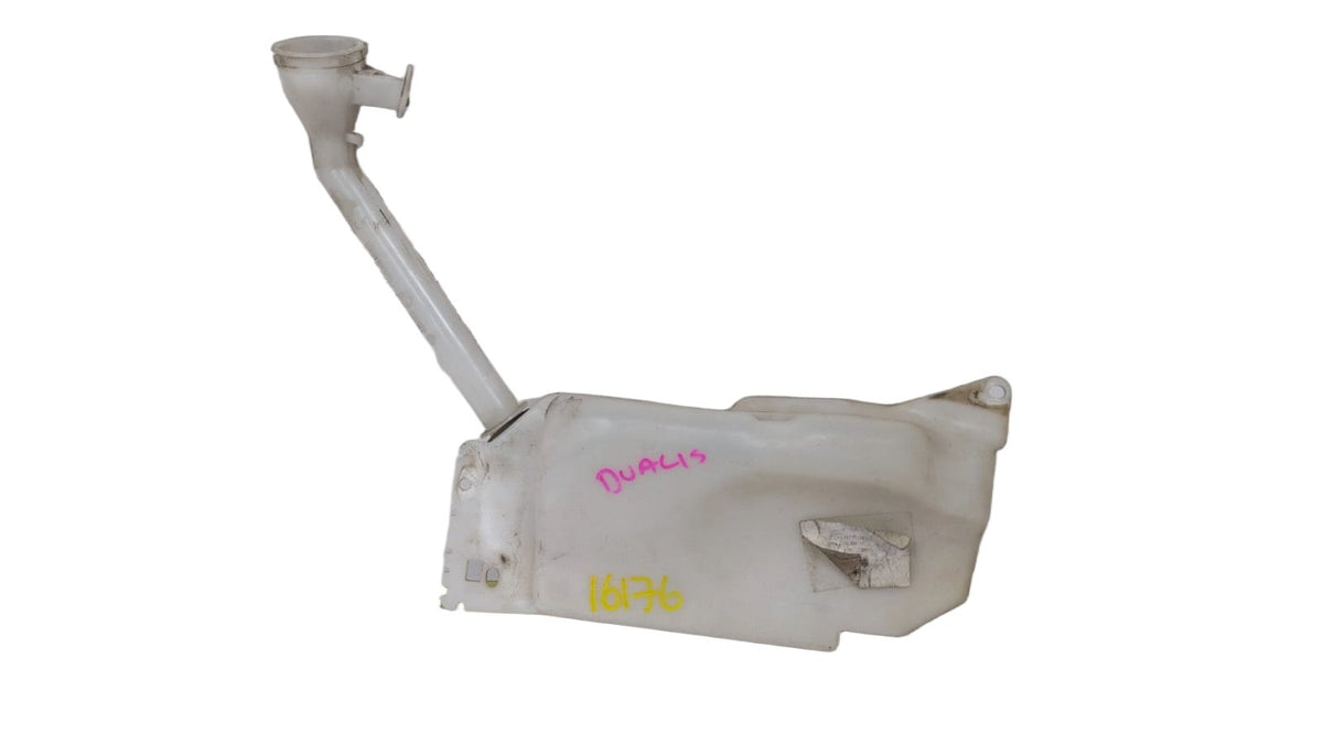 Oct 2007 to May 2014 - Nissan Dualis J10 - Washer Bottle