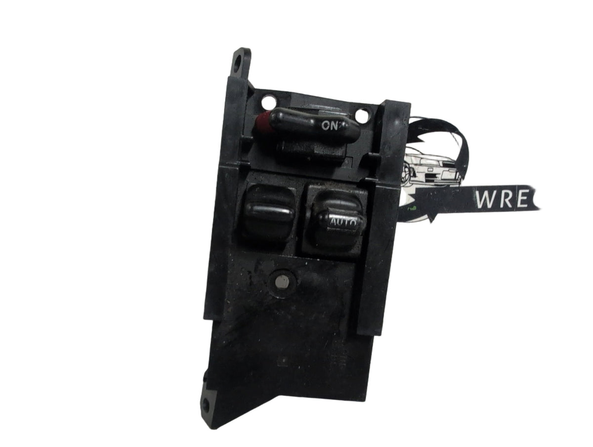 Aug 1993 to Aug 2001 - Honda Integra - Right Front Master Power Window Switch
