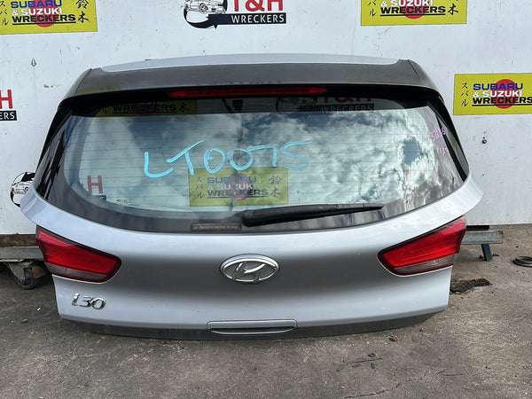 Mar 2017 to Dec 2023 - Hyundai i30 PD Hatchback Built in South Korea VIN KMHH - Tailgate