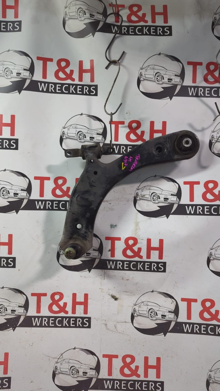 Subaru Tribeca 4S4WXFKU58S013ol 2008 -90 - Left Front Lower Control Arm
