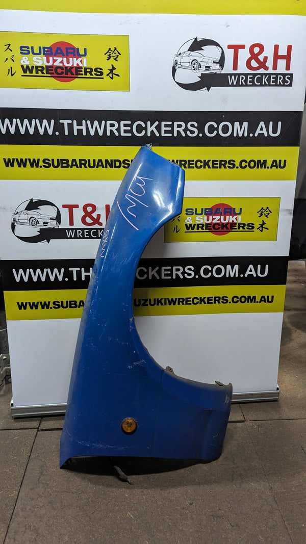 1989-1997 Mazda MX-5 Roadster NA - Right Front Guard