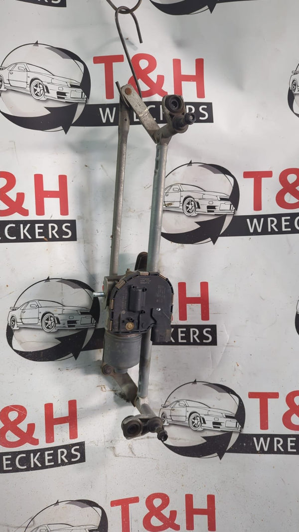 Volkswagen Golf MK6- 5K Hatchback FWD 2008-2013 - Wiper Motor
