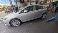 2013 2013 Opel Astra Left Front Caliper