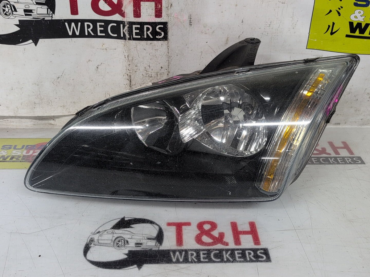 Feb 2006 to May 2008 - Ford Focus LS LT XR5 - Left Headlight