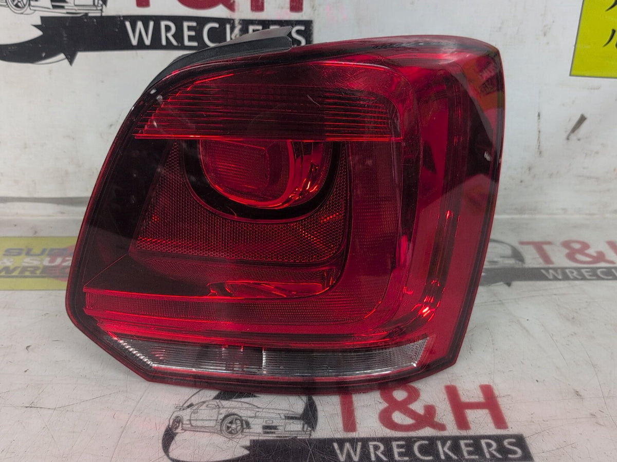May 2010 to May 2014 - Volkswagen Polo Comfortline Trendline GTI 6R - Right Taillight