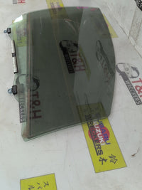 2005 - 2011 Toyota Yaris P90 Right Front Door Glass