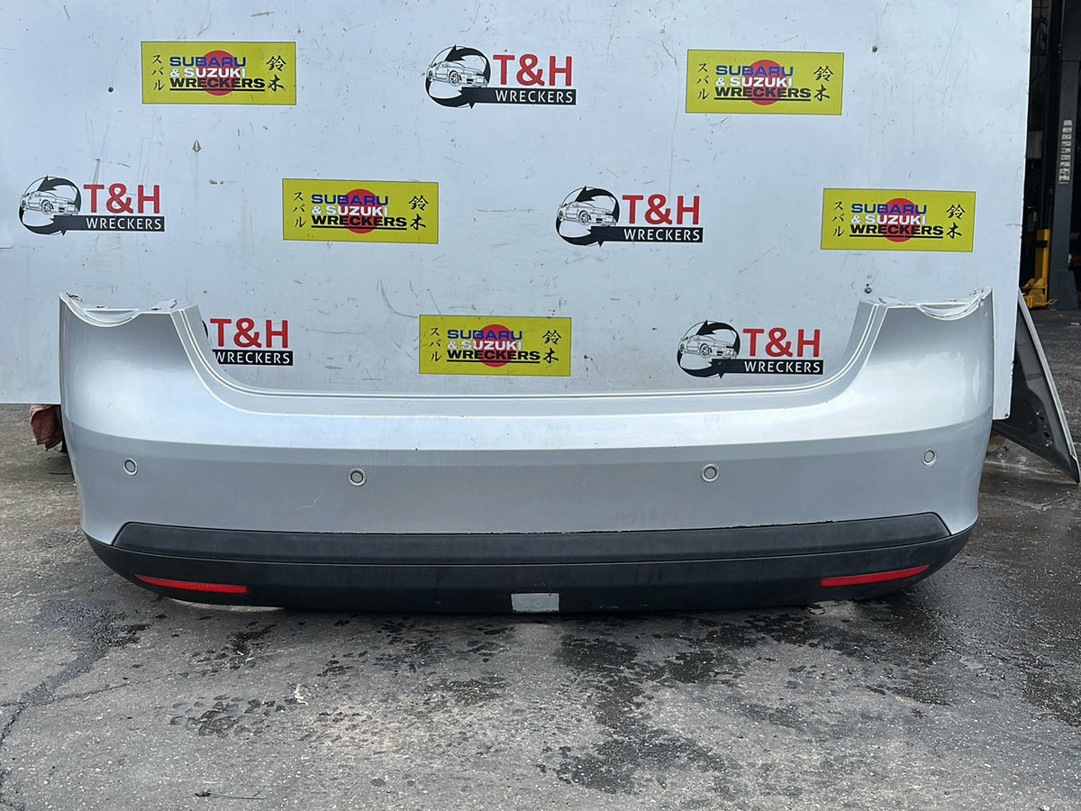 Feb 2006 to Jul 2011 - Volkswagen Jetta 1KM - Rear Bumper Cover - W/ Park Sensor Type