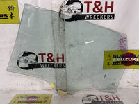 2016 2016 Kia Sorento UM C5W7J561F Right Rear Door Glass